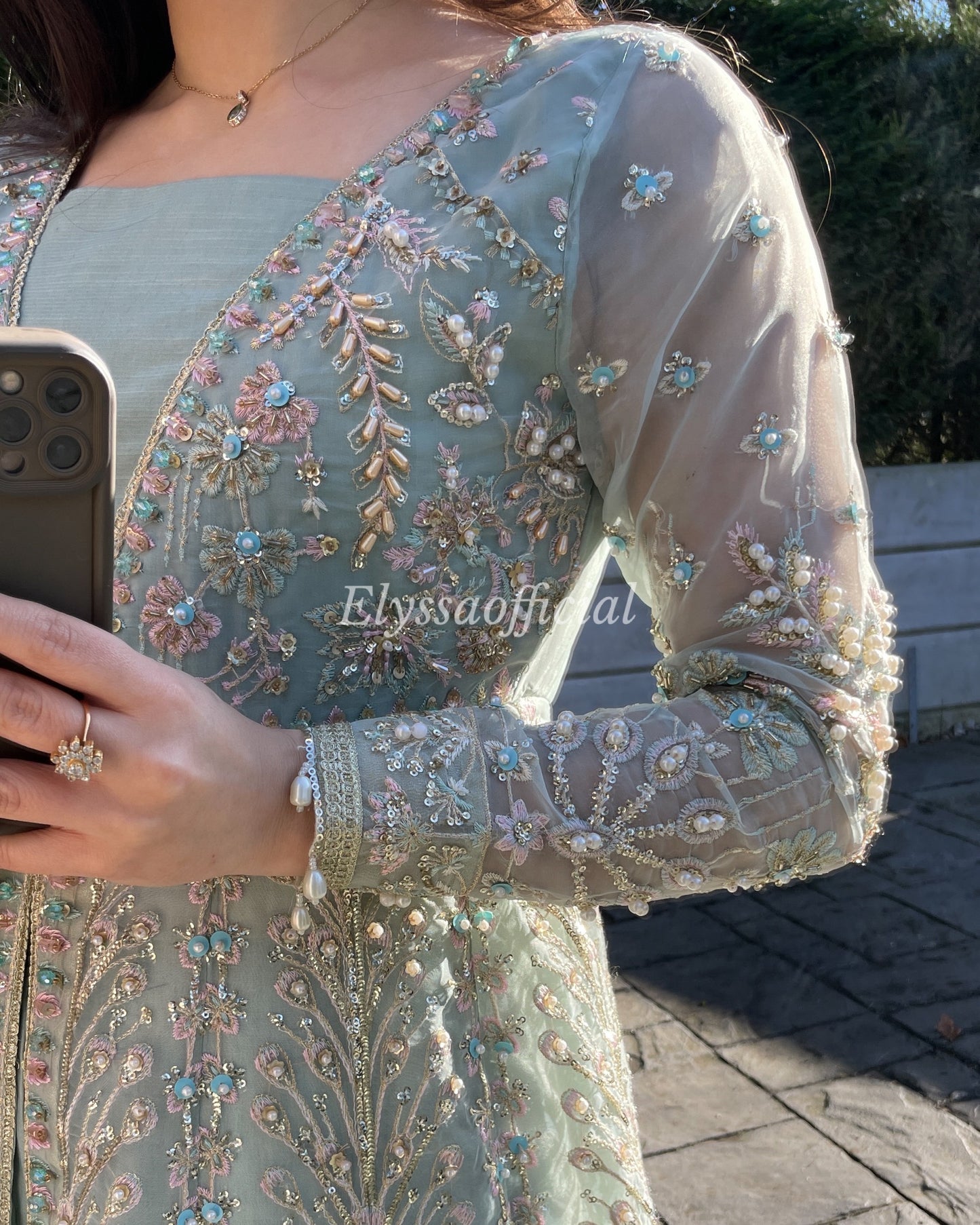 Iyarah 🕊️ PRE ORDER