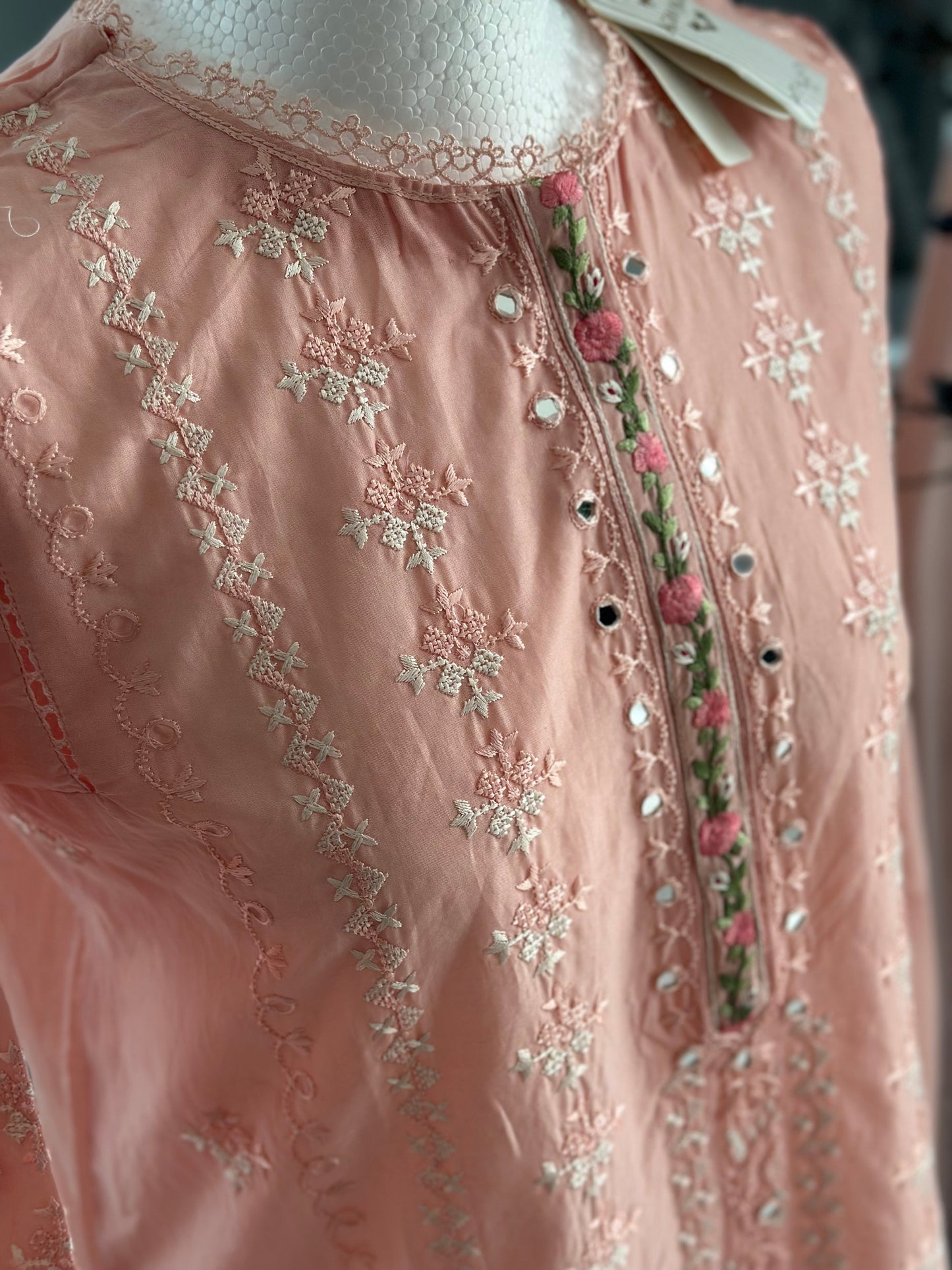 Agha noor kurta 🕊️