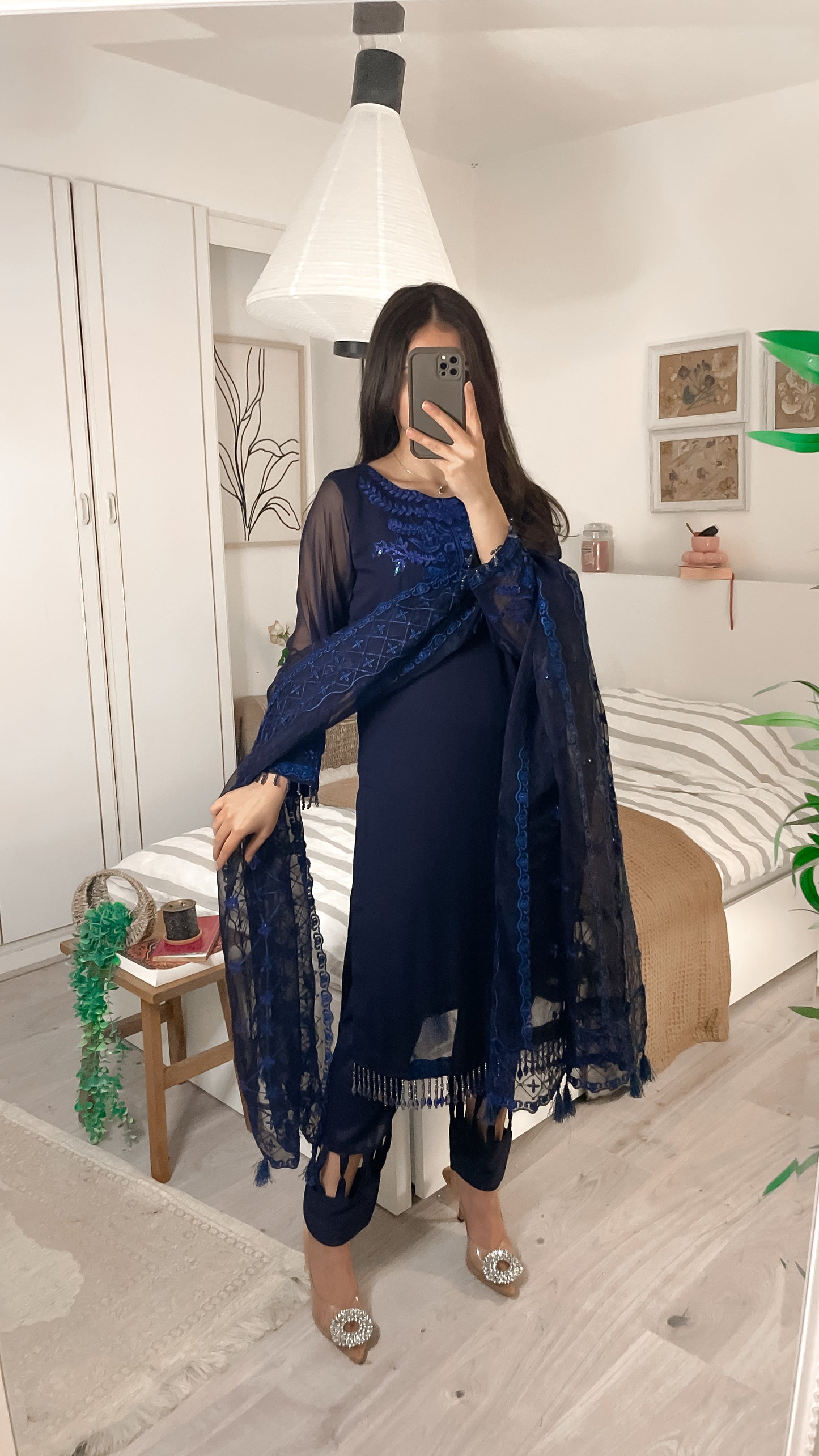 Blue glam 🕊️