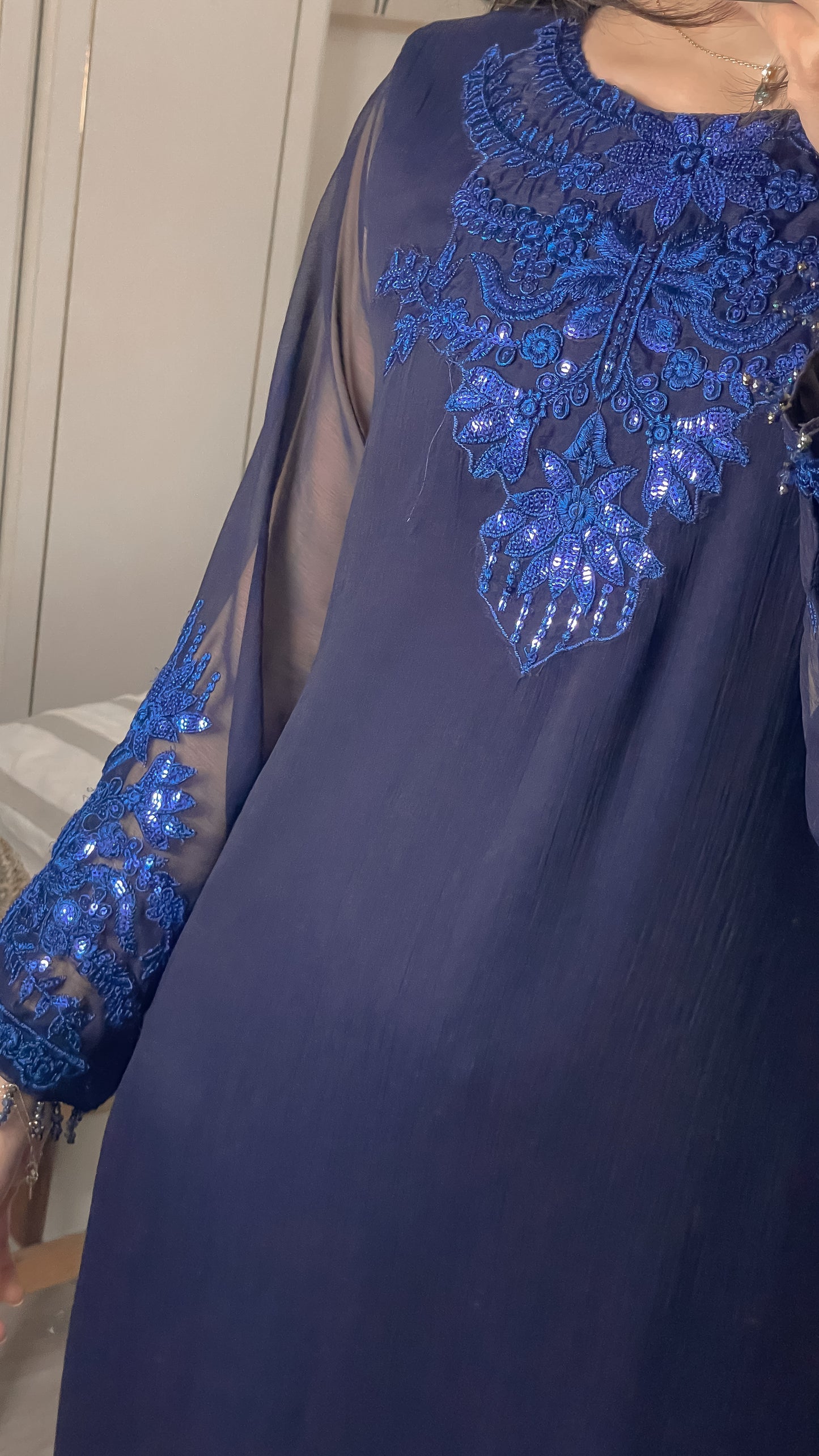 Blue glam 🕊️
