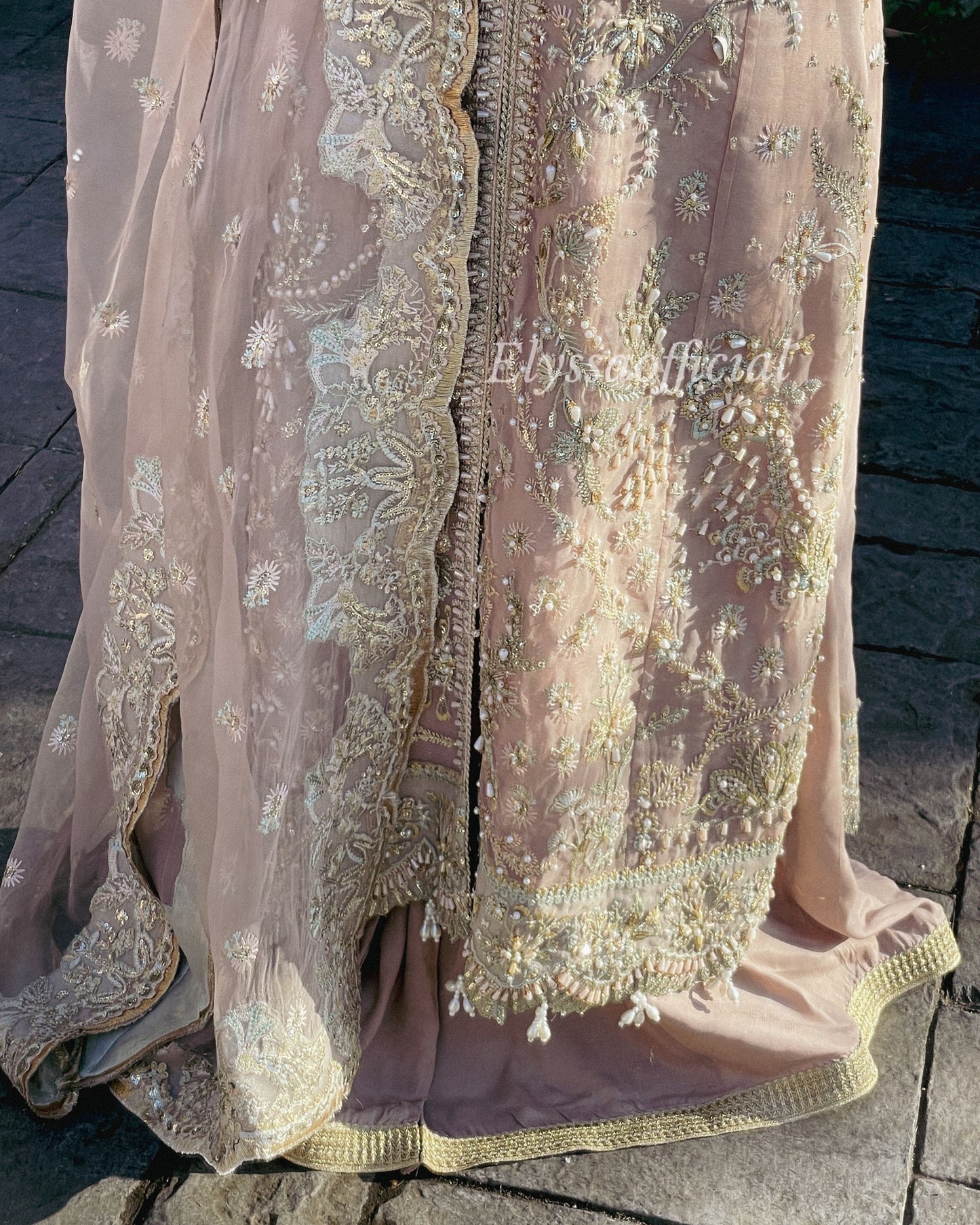 Riyah 🕊️ PRE ORDER DELIVERY 3-4 WEEKS