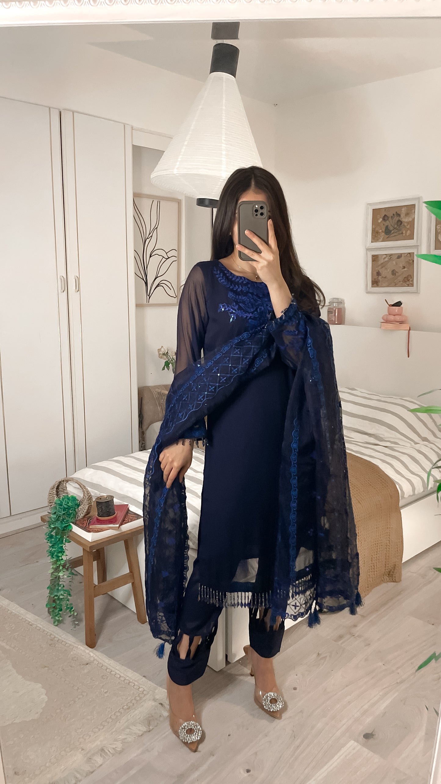Blue glam 🕊️