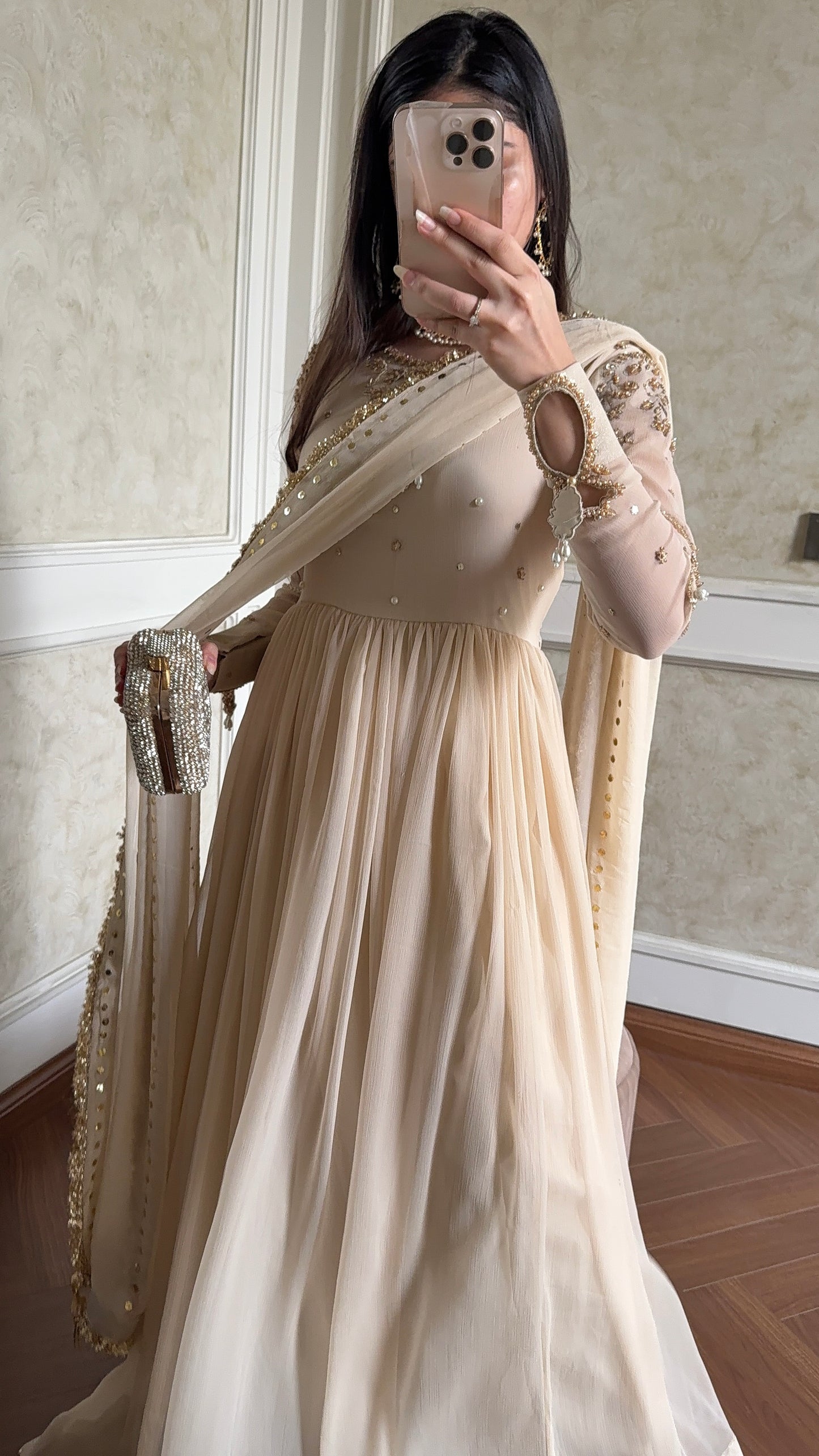 Minaal gold 🕊️ PRE ORDER