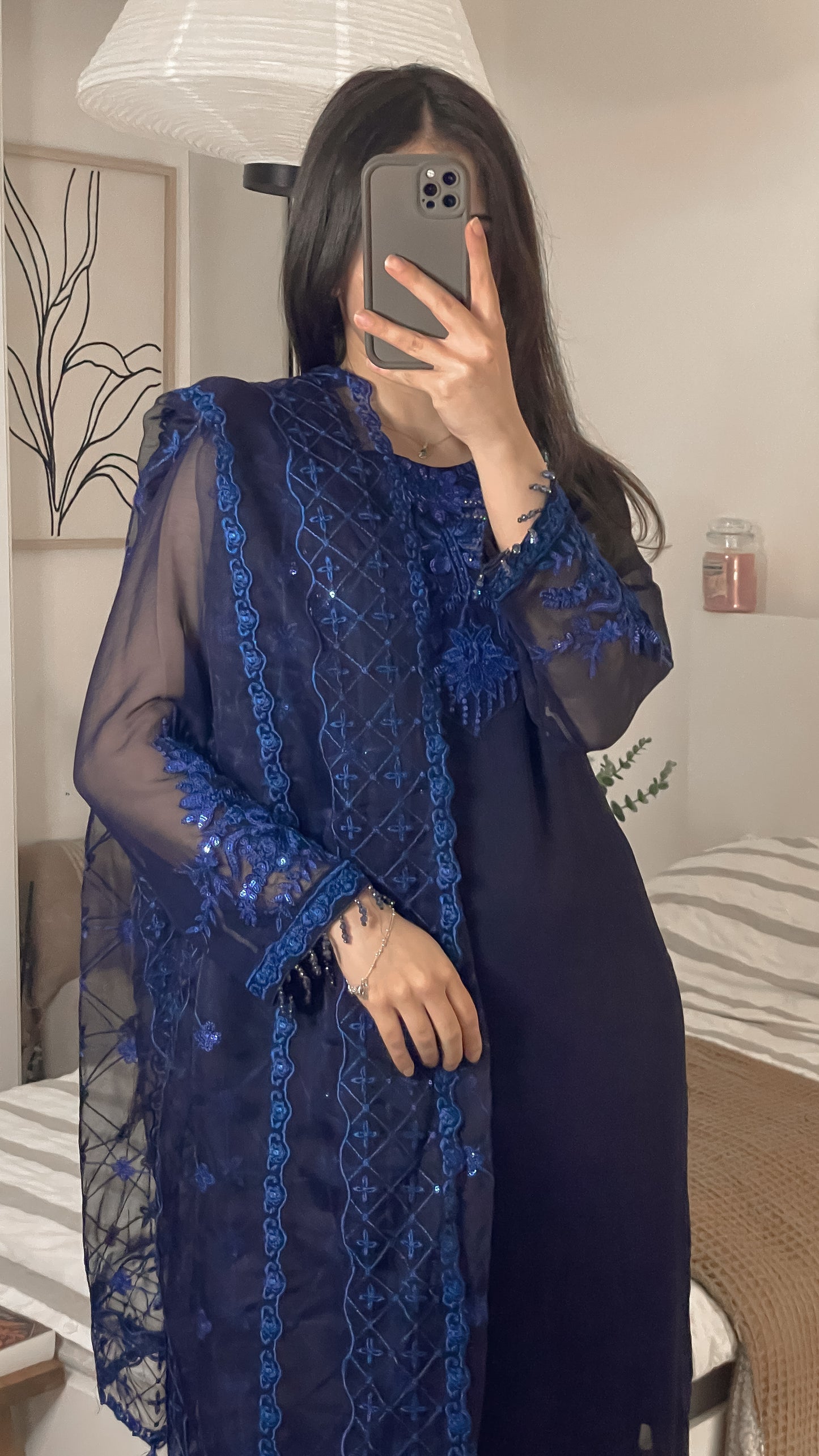 Blue glam 🕊️