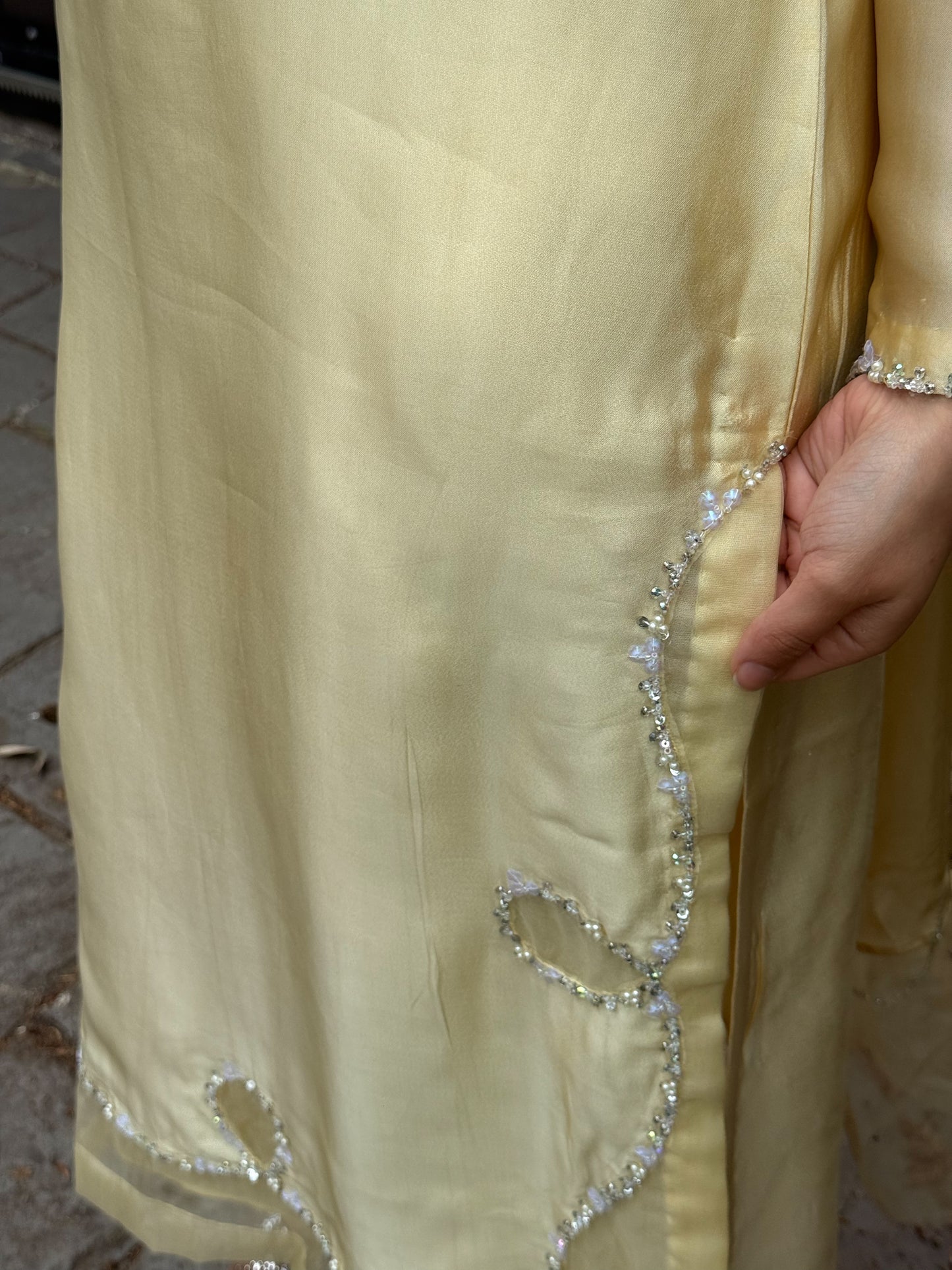 Butter yellow 🕊️ READY TO DISPATCH