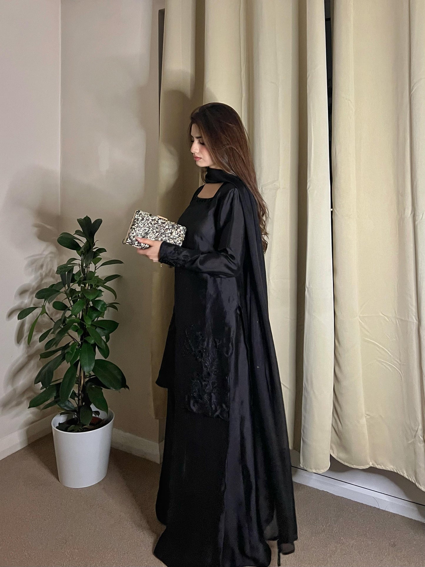 Aruba black 🕊️ READY TO DISPATCH