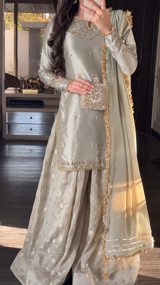 Hadiqa 🕊️ EID DELIVERY PRE ORDER