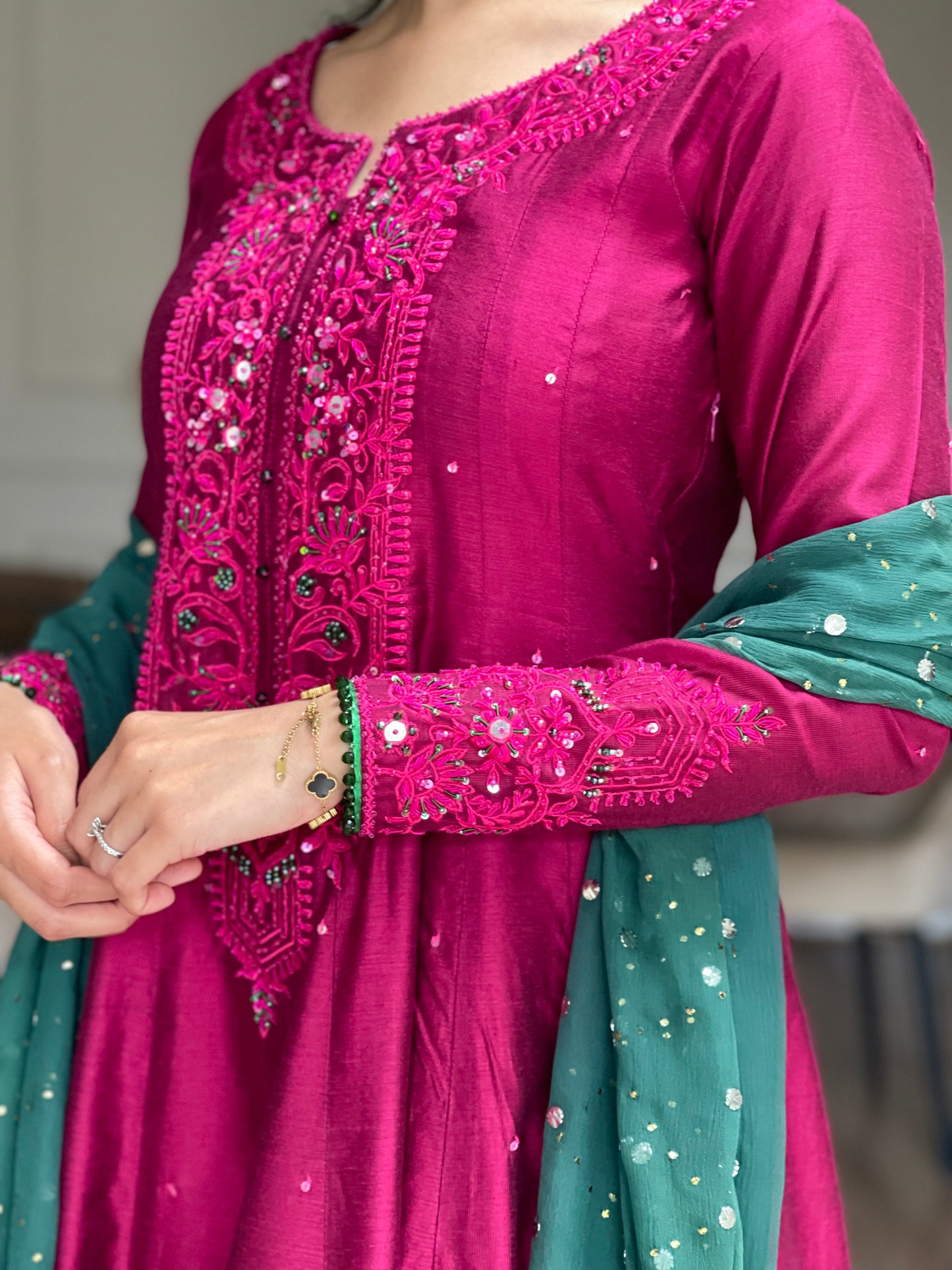 Jaisha 🕊️ PRE ORDER DELIVERY 4 WEEKS