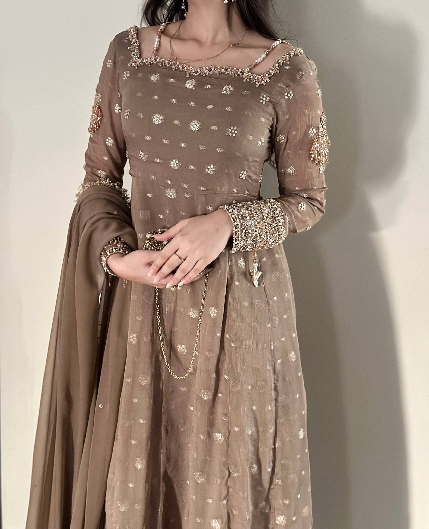 Mominah 🕊️ PRE ORDER DELIVERY 6 WEEKS