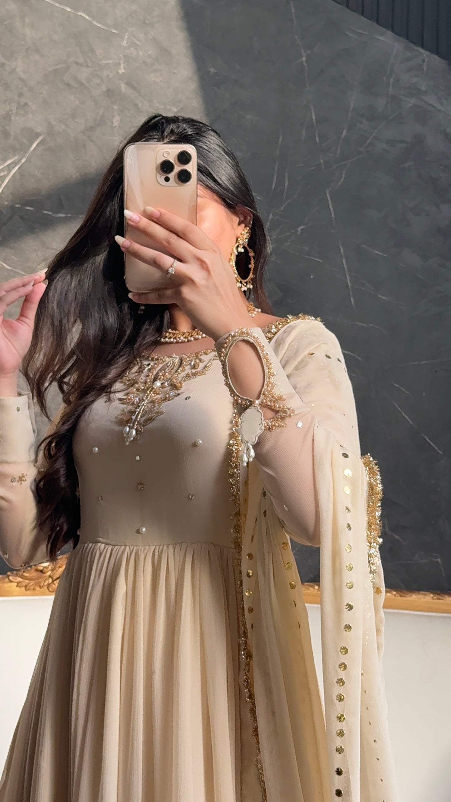 Minaal gold 🕊️ PRE ORDER