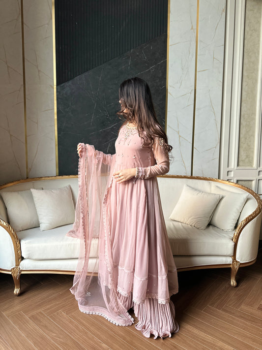 Meerab 🕊️ PRE ORDER