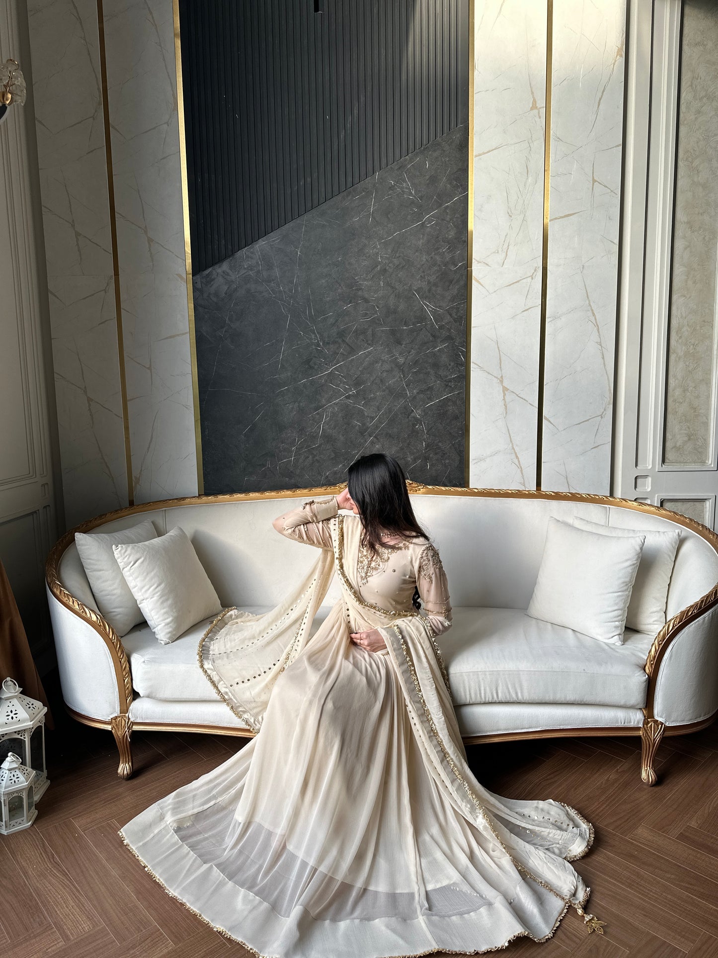 Minaal gold 🕊️ PRE ORDER