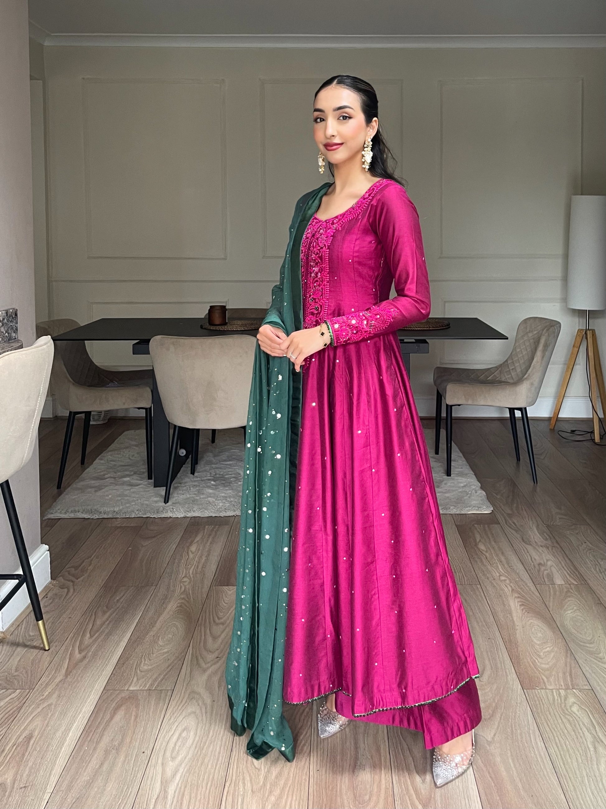 Jaisha 🕊️ PRE ORDER DELIVERY 5 WEEKS