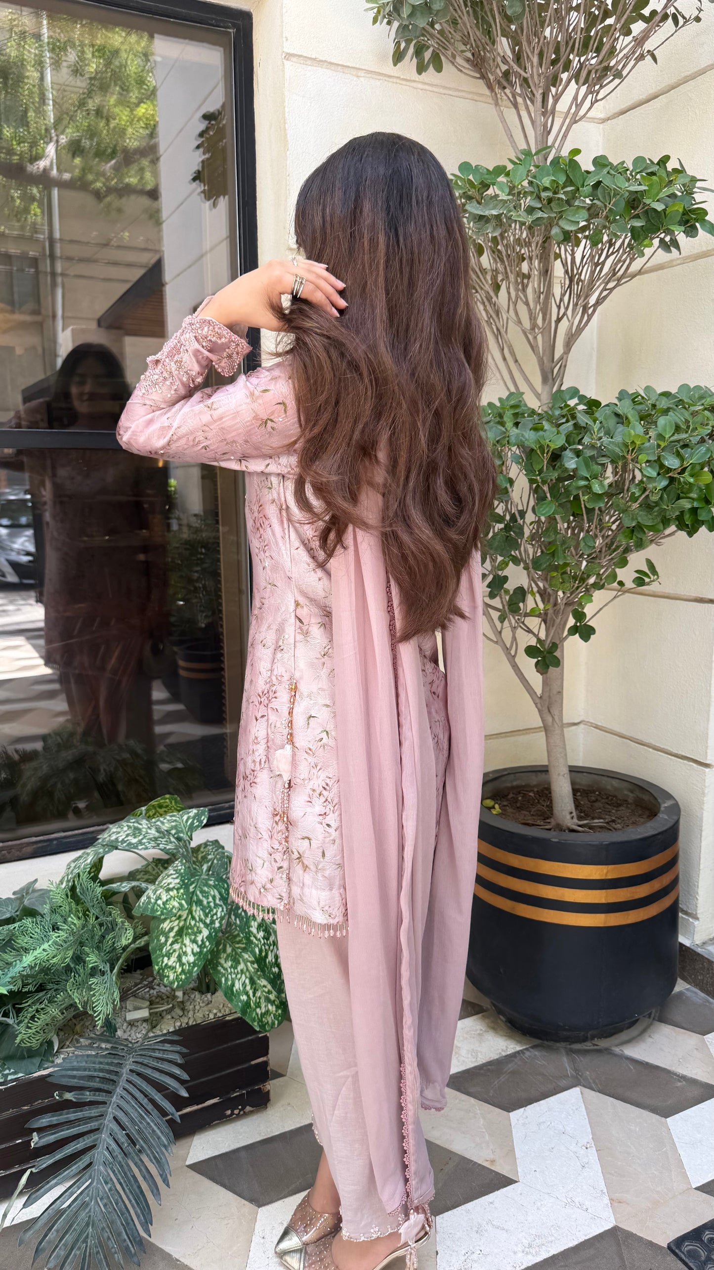 Meerab pink 🕊️ PRE ORDER 6 WEEKS DELIVERY