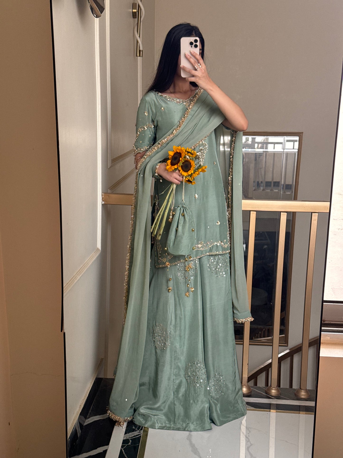 Mehnaz half sleeves 🕊️ READY TO DISPATCH