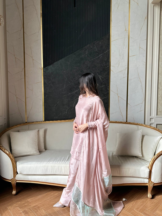 Neha farshi 🕊️ READY TO DISPATCH