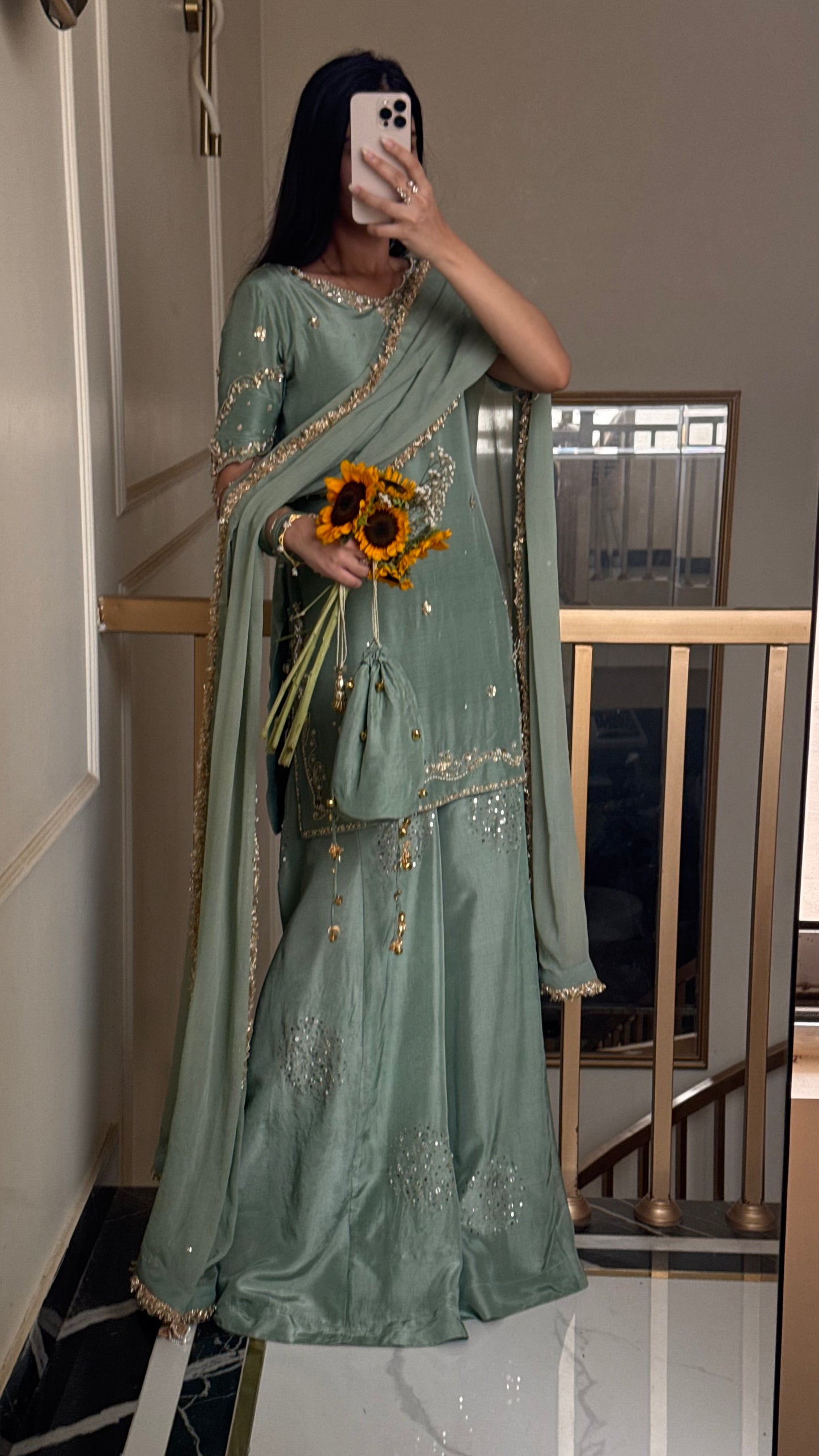 Mehnaz half sleeves 🕊️ READY TO DISPATCH