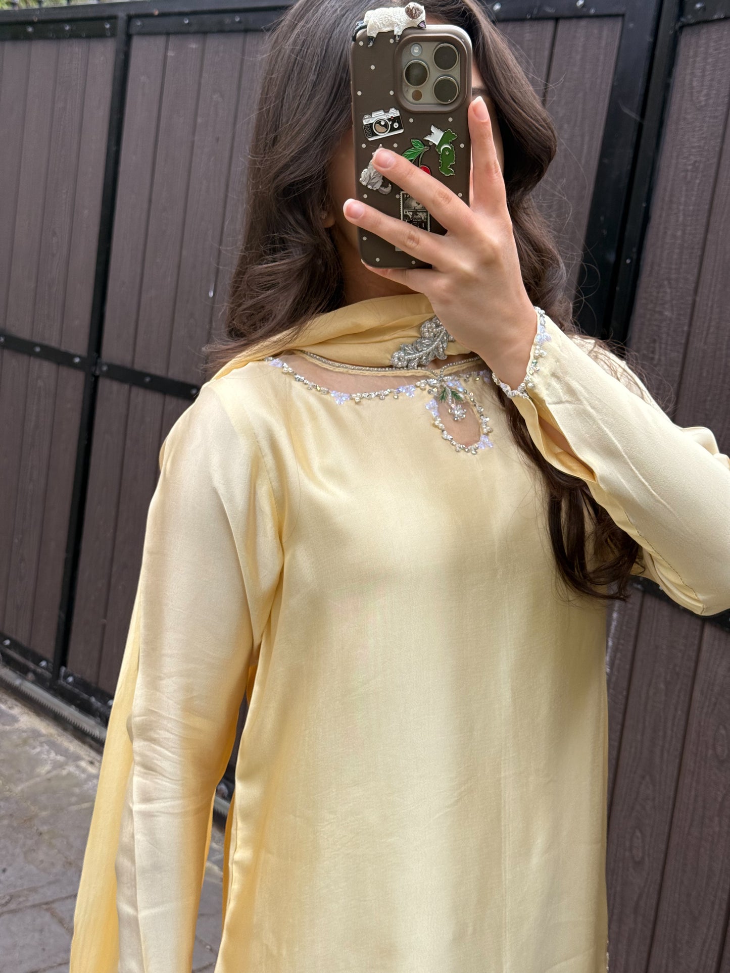 Butter yellow 🕊️ READY TO DISPATCH