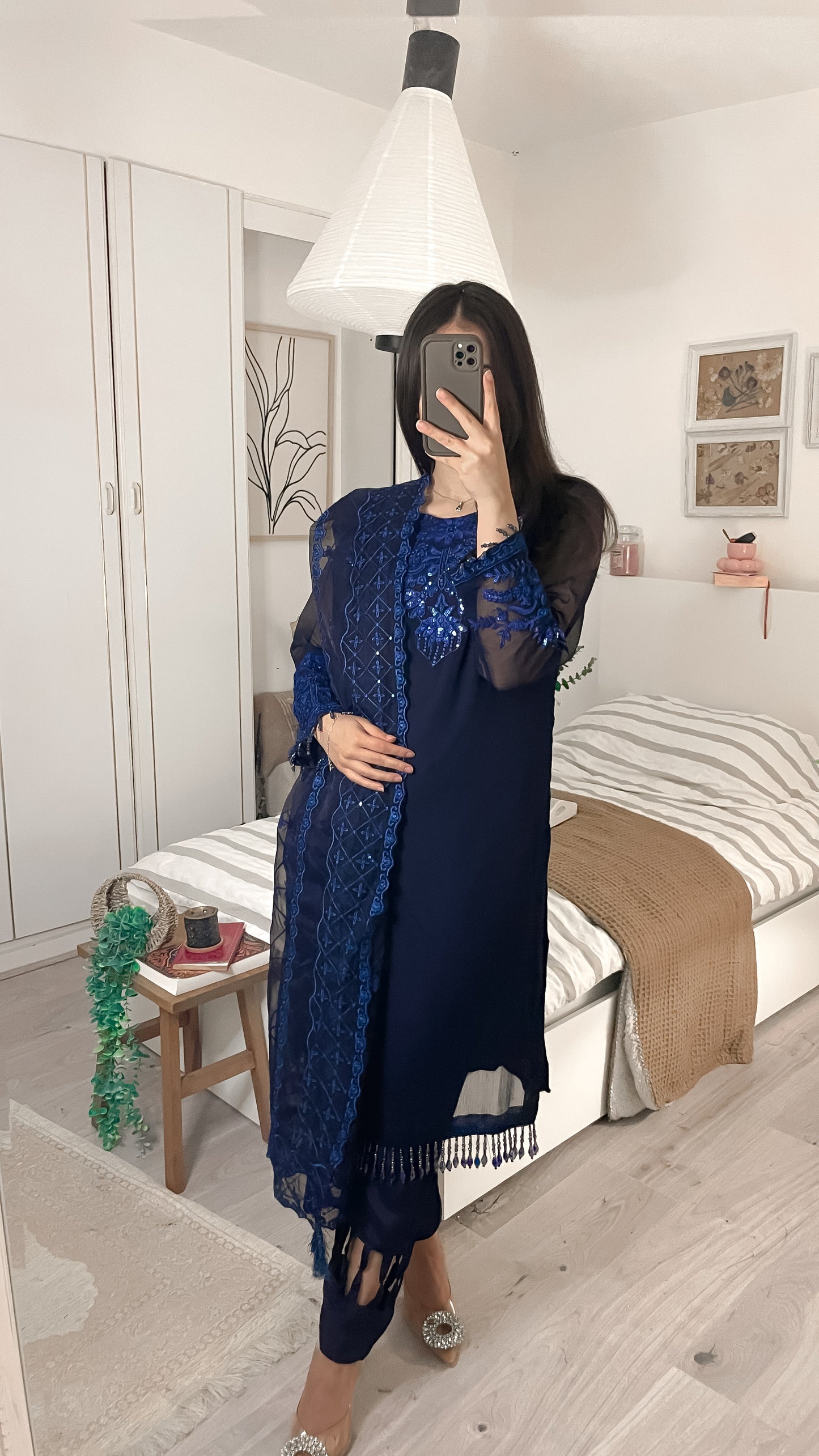 Blue glam 🕊️