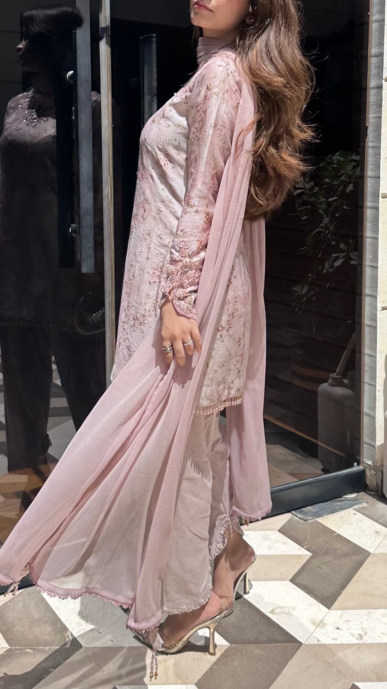 Meerab pink 🕊️ PRE ORDER 6 WEEKS DELIVERY