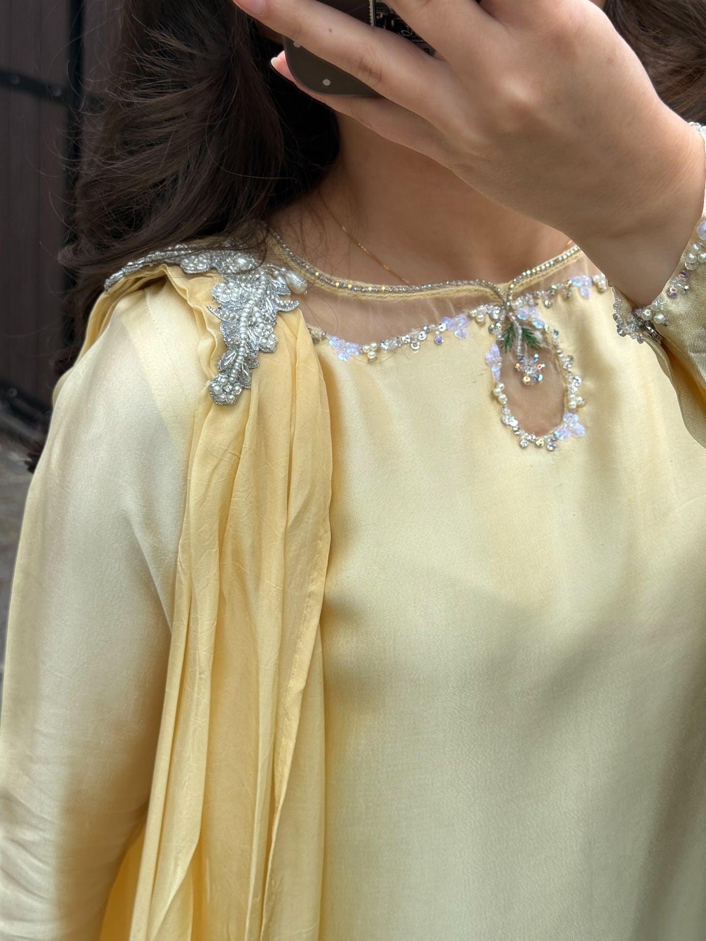 Butter yellow 🕊️ READY TO DISPATCH
