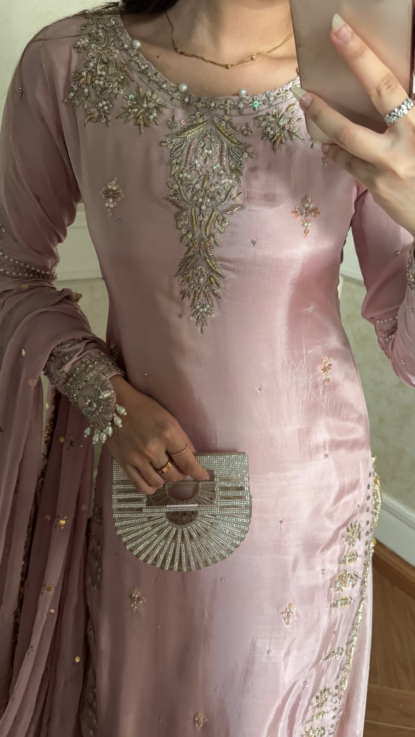 Areej 🕊️ PRE ORDER