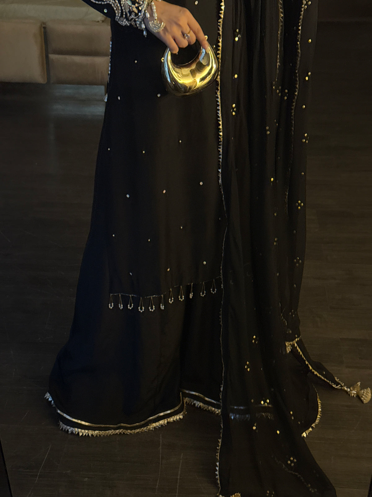 Sehrish black full sleeves 🕊️