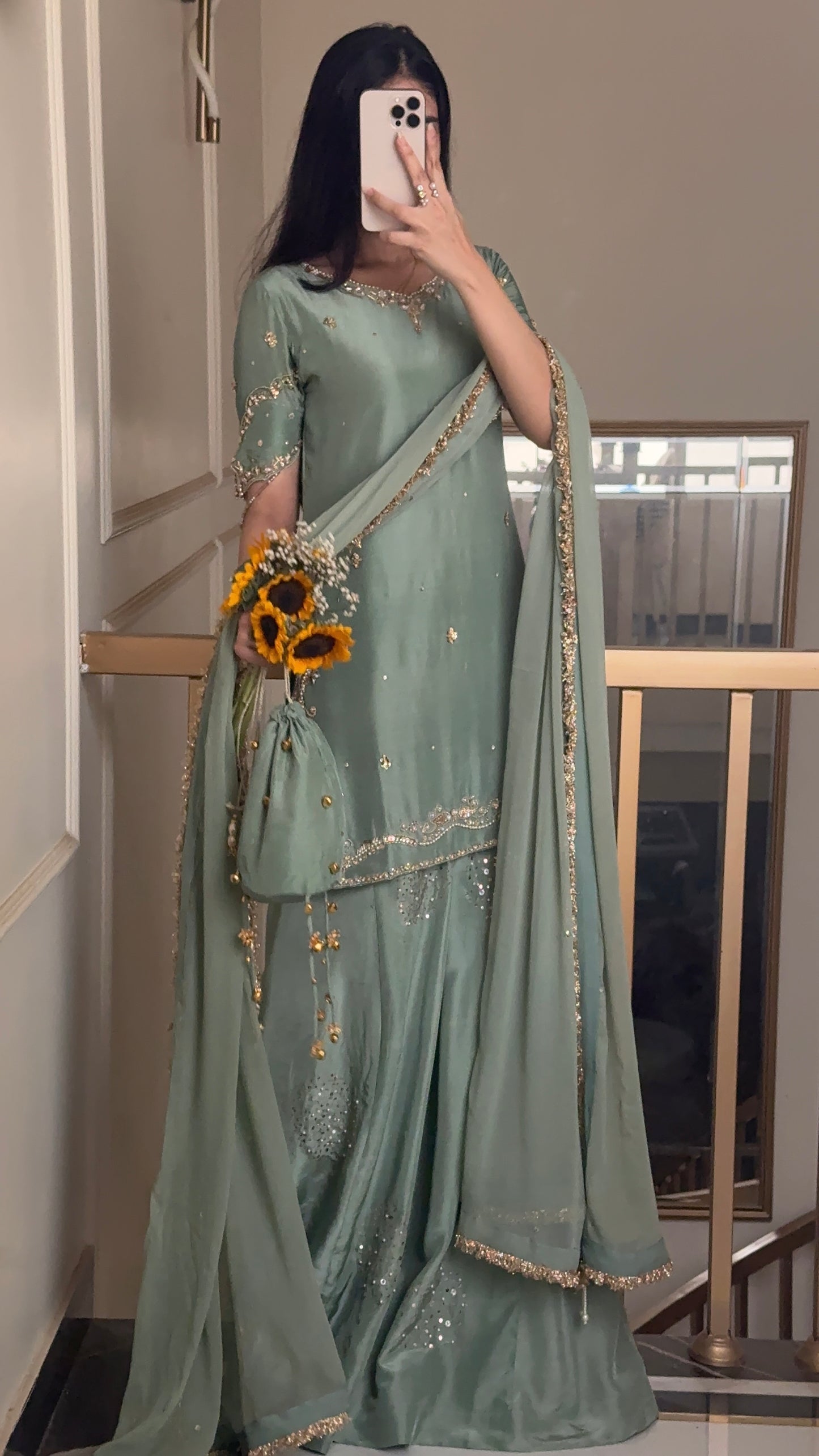 Mehnaz half sleeves 🕊️ READY TO DISPATCH