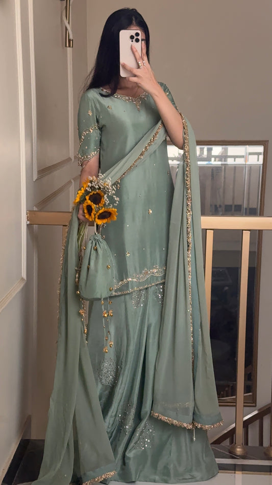 Mehnaz half sleeves 🕊️ PRE ORDER