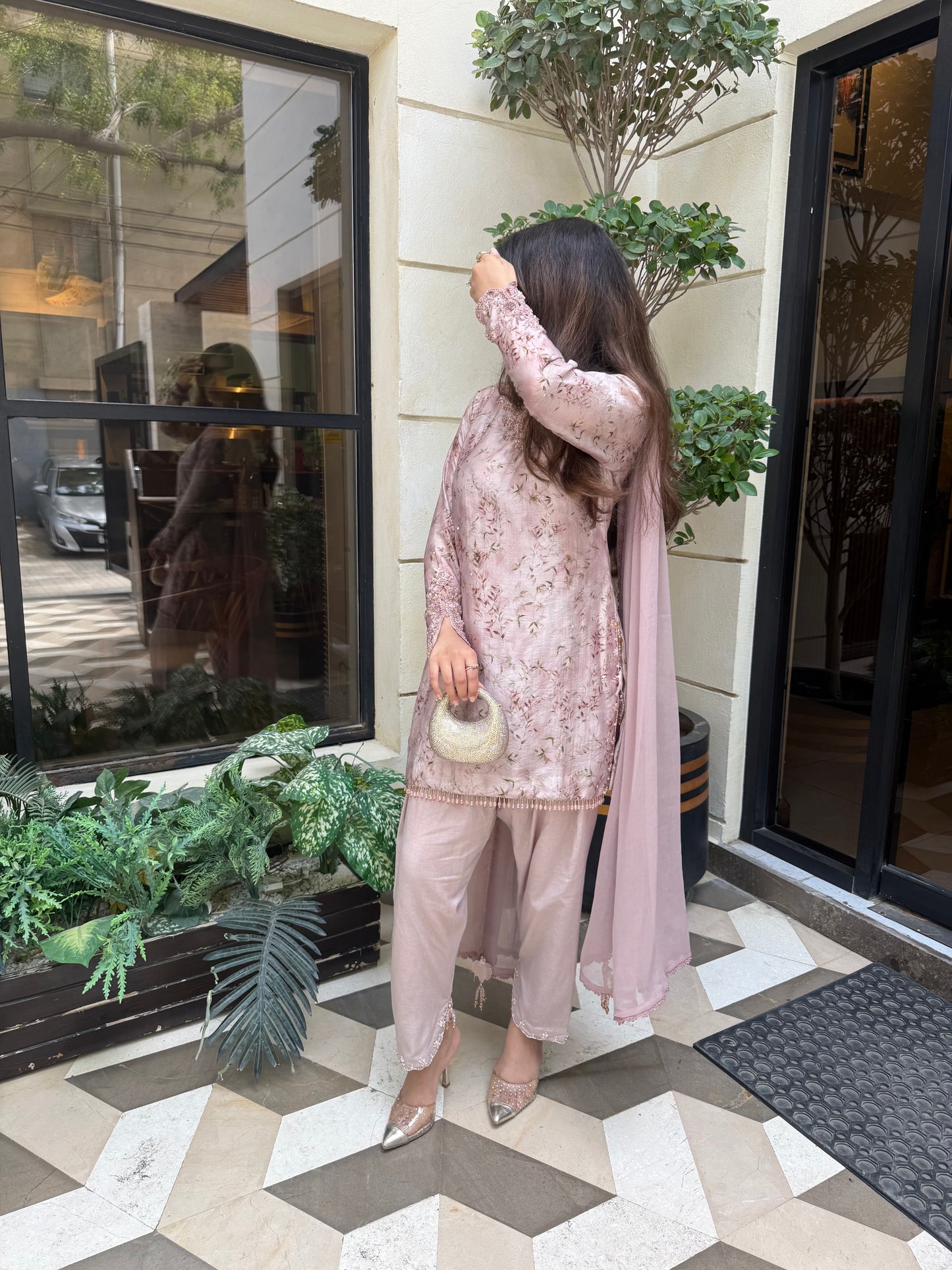 Meerab pink 🕊️ PRE ORDER 6 WEEKS DELIVERY