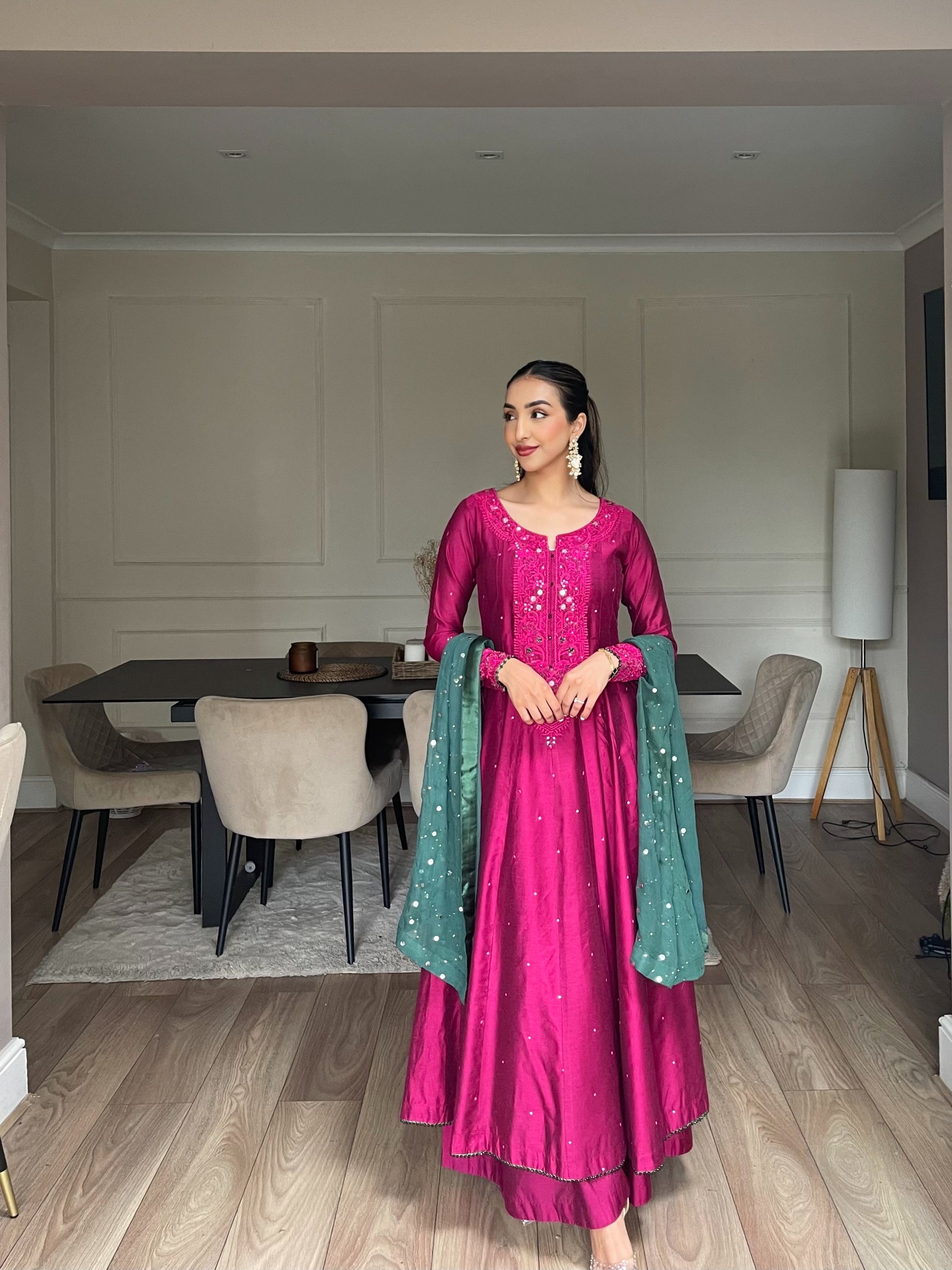 Jaisha 🕊️ PRE ORDER DELIVERY 5 WEEKS