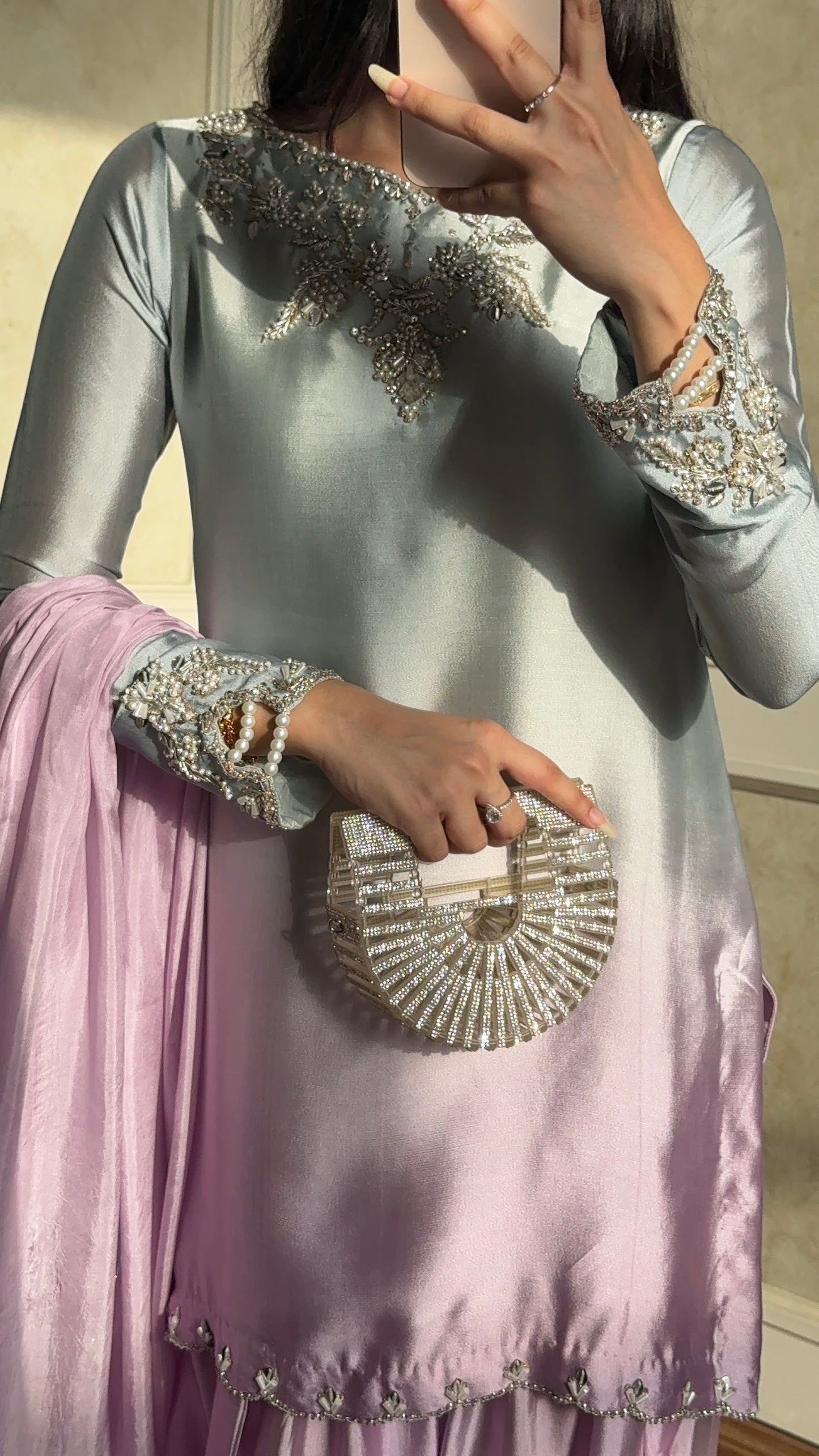 Rumi ombré farshi 🕊️ Ready to dispatch
