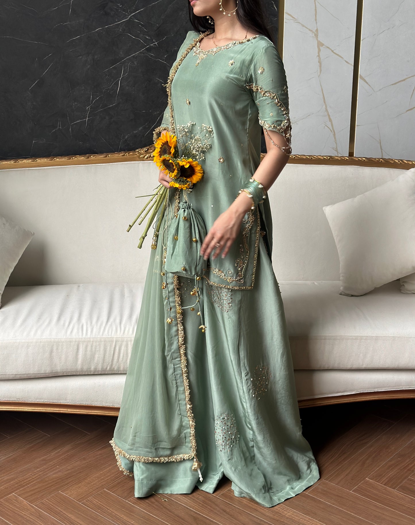 Mehnaz half sleeves 🕊️ PRE ORDER