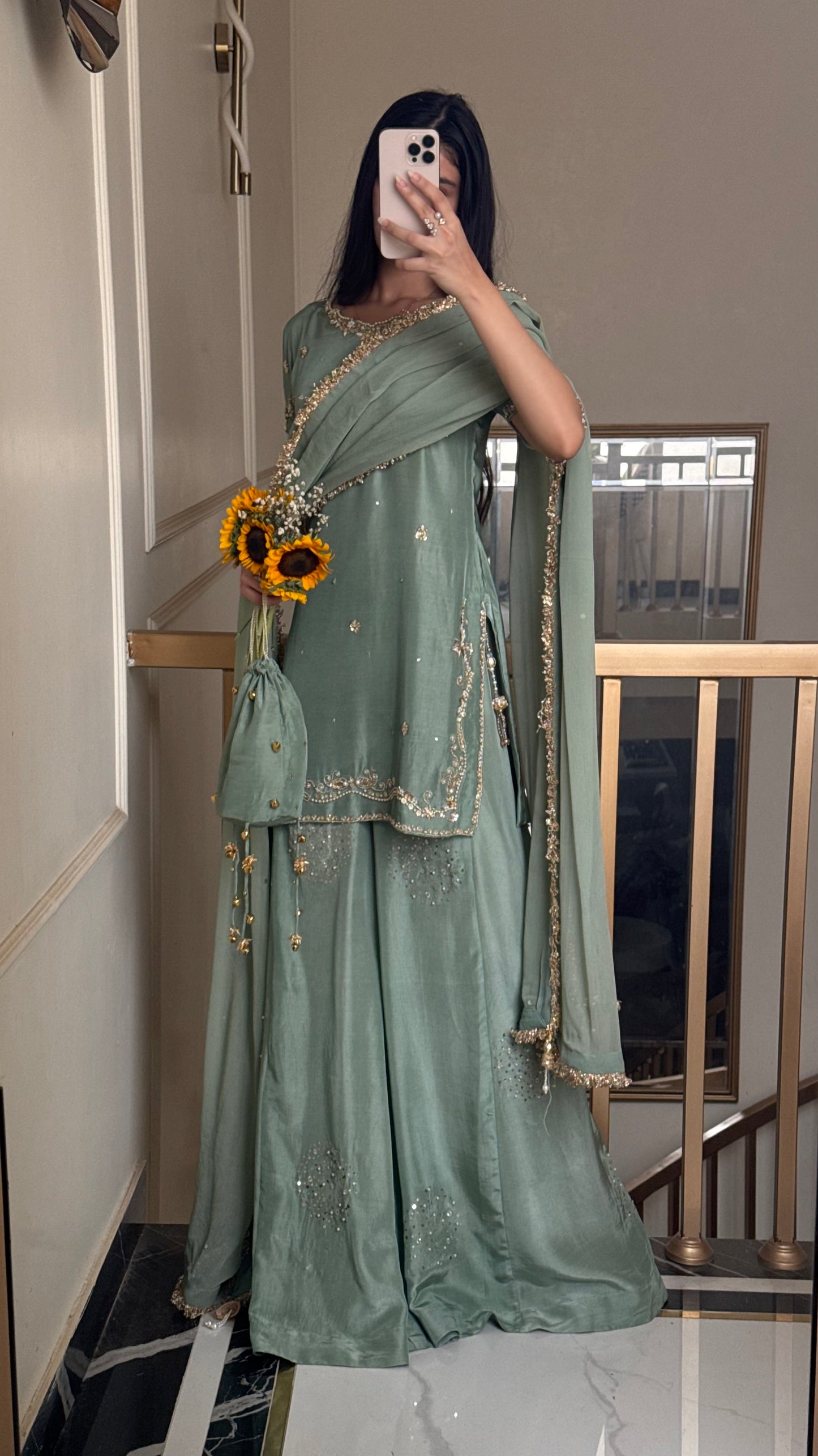 Mehnaz half sleeves 🕊️ READY TO DISPATCH