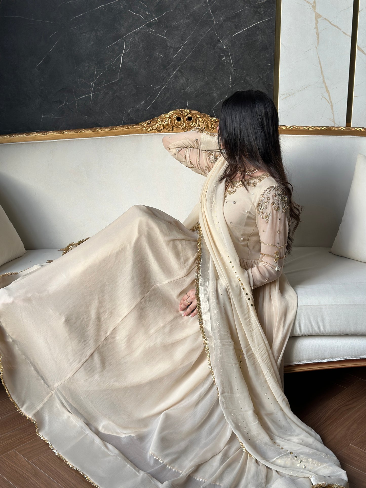 Minaal gold 🕊️ PRE ORDER