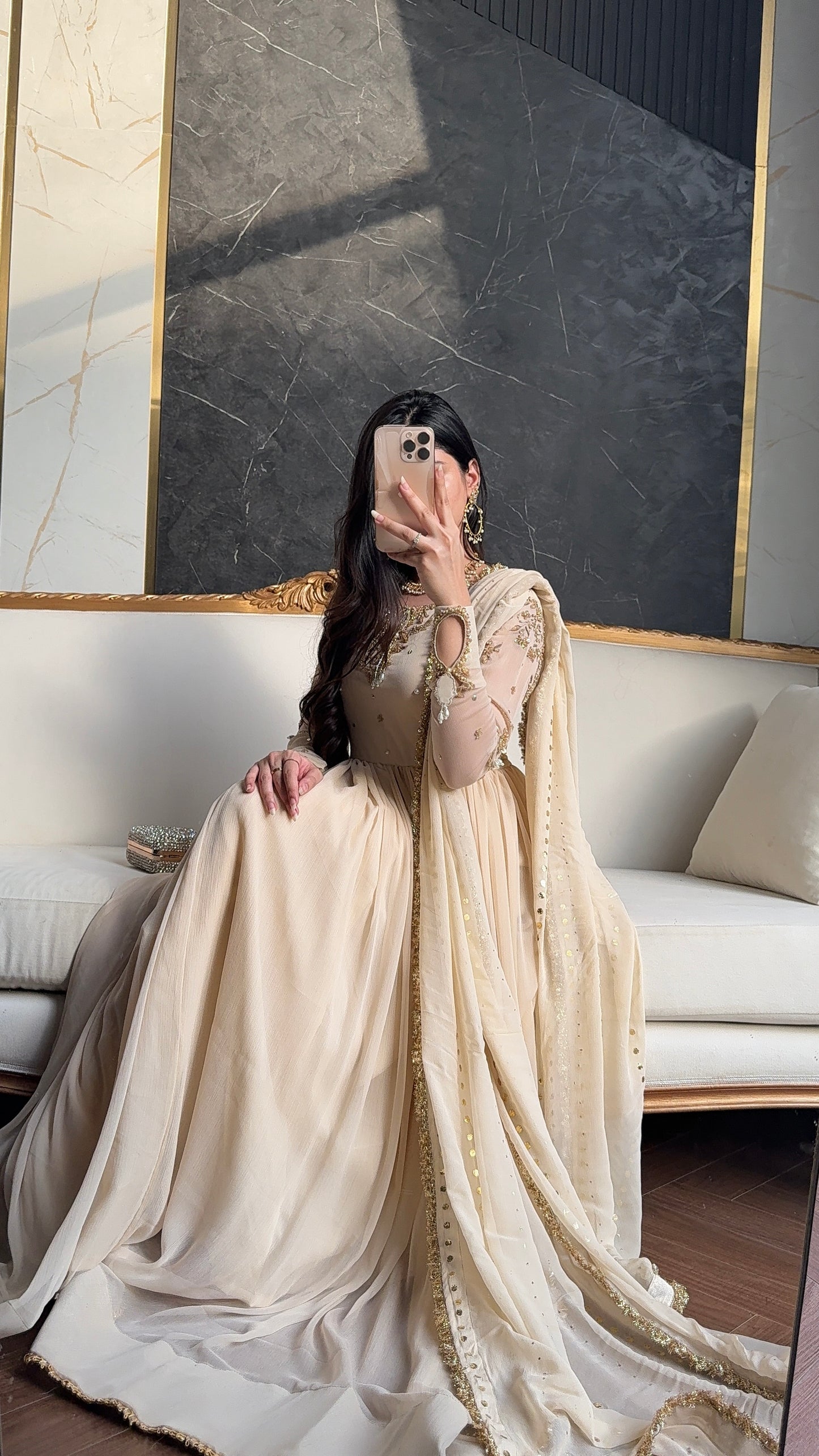 Minaal gold 🕊️ PRE ORDER