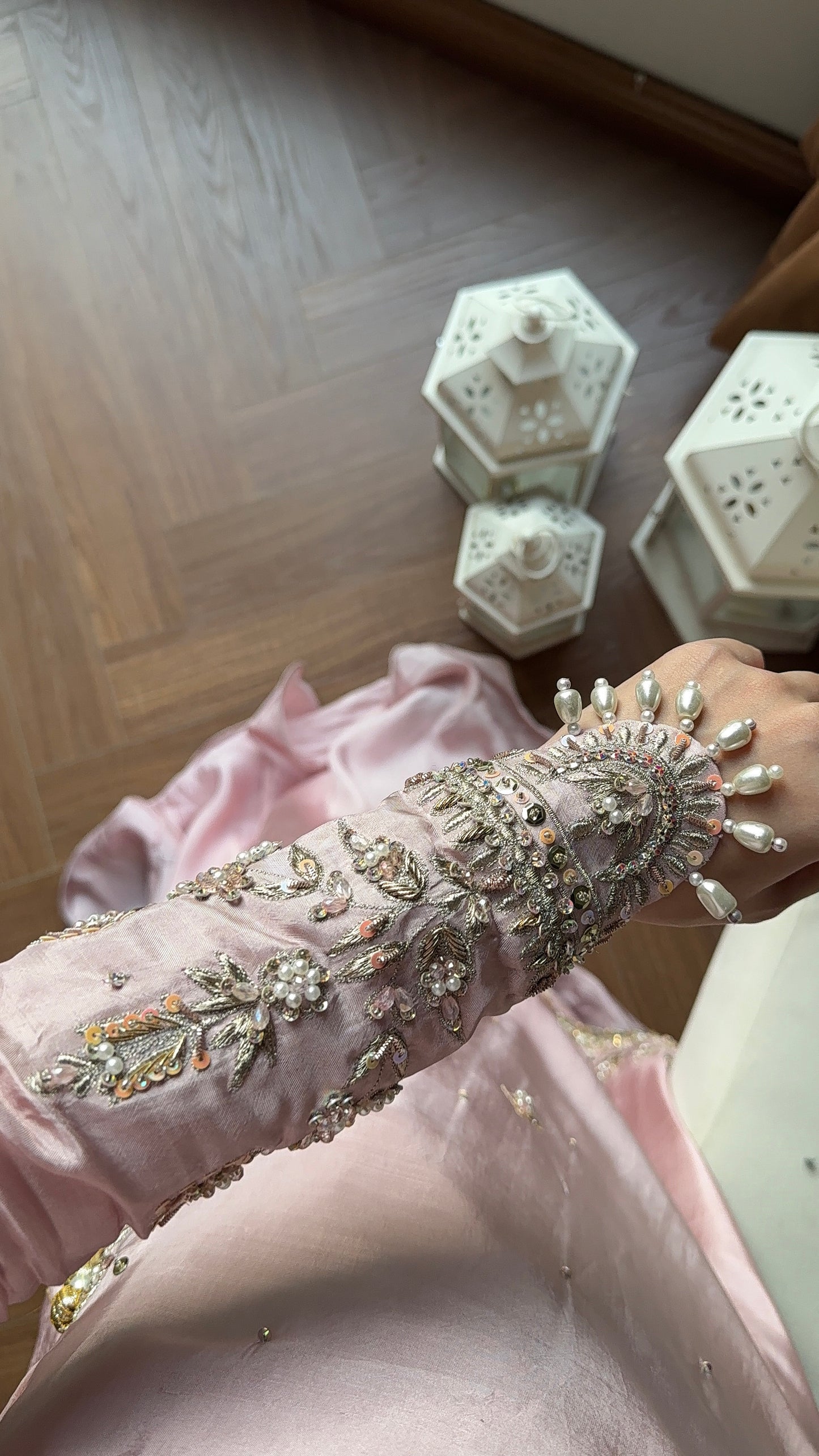 Areej 🕊️ PRE ORDER